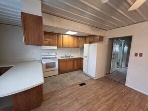 80 SW 1st St in Linton, IN - Building Photo - Building Photo