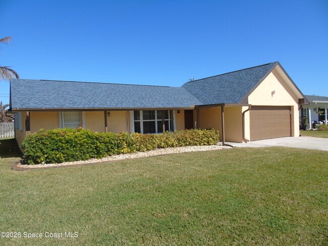 450 Roosevelt Ave in Satellite Beach, FL - Building Photo - Building Photo