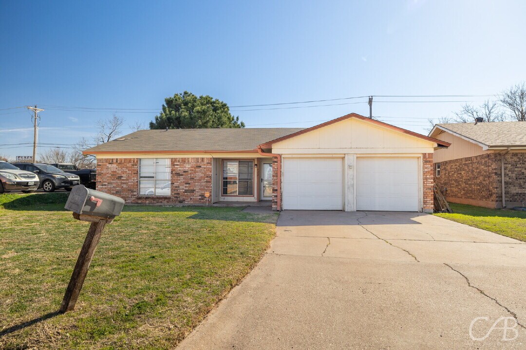 4225 Bob O Link Dr in Abilene, TX - Building Photo