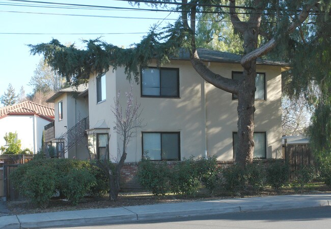 Villa Cabral in Mountain View, CA - Foto de edificio - Building Photo