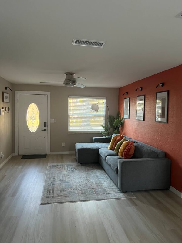 4332 Key Largo Dr in Jacksonville, FL - Foto de edificio - Building Photo