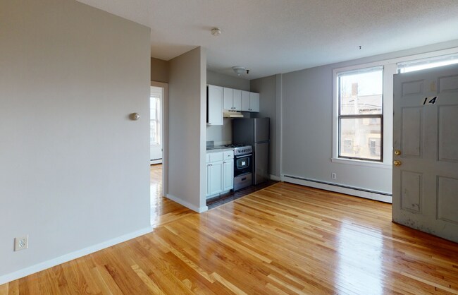 198 Allston St, Unit 14 in Boston, MA - Building Photo - Building Photo