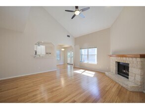5709 Pecanwood Ln in Austin, TX - Building Photo - Building Photo