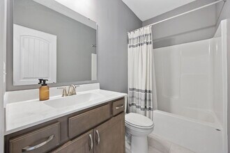 5008 Sassari Ct in Myrtle Beach, SC - Foto de edificio - Building Photo