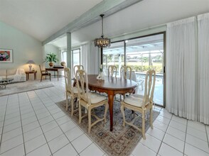 4524 Arborfield Rd in Sarasota, FL - Foto de edificio - Building Photo