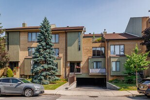 12467 Odette-Oligny Rue in Montréal, QC - Building Photo