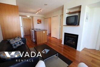 1723 Alberni St in Vancouver, BC - Building Photo - Building Photo