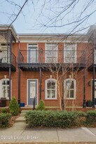 9312 Norton Commons Blvd in Prospect, KY - Building Photo