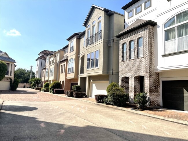 property at 3138 Pemberton Walk