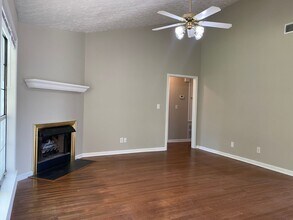 119 Blushing Groom St in Montgomery, AL - Foto de edificio - Building Photo