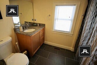 52 Carleton St in Newton, MA - Building Photo - Building Photo
