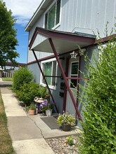 1028 Longstaff St in Missoula, MT - Building Photo - Building Photo