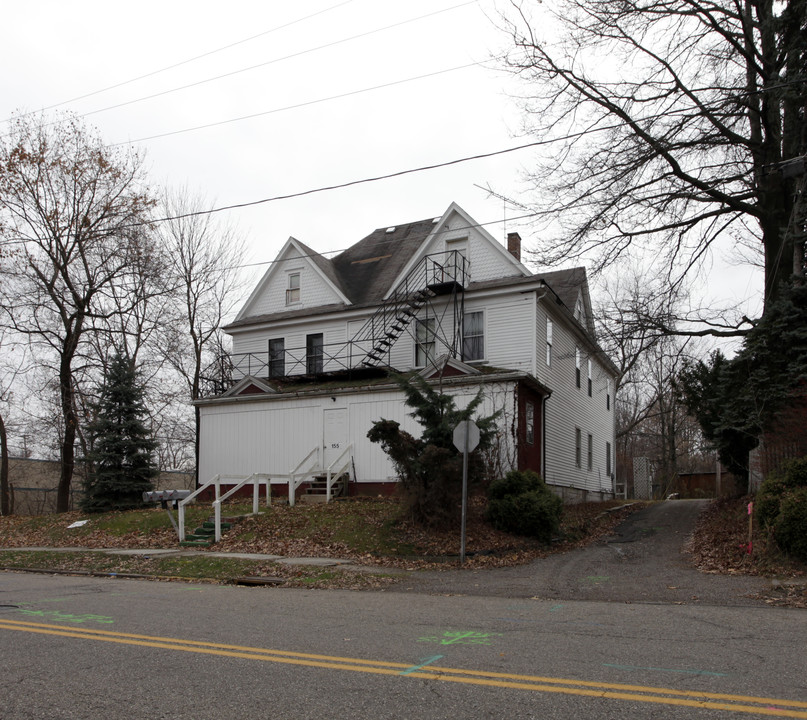 155 E Broadway St in Alliance, OH - Building Photo