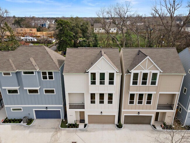 property at 835 Rachel St