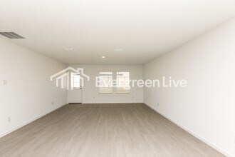 12422 Lost Rock Dr in Rhome, TX - Building Photo - Building Photo