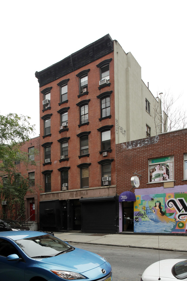 84 E Second St in New York, NY - Foto de edificio - Building Photo