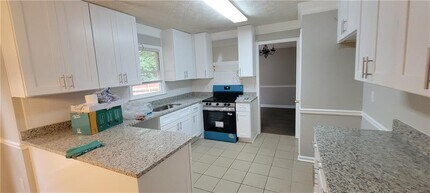 618 8 Point Ct in Suwanee, GA - Building Photo - Building Photo