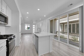 9602 Prairie Farm Dr in Commerce City, CO - Building Photo - Building Photo