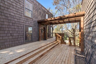 3161 Brincrest Cir in Farmers Branch, TX - Building Photo - Building Photo