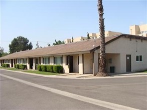 221 E Coolidge Ave in Modesto, CA - Building Photo - Other