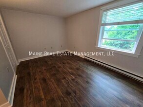 29 Chamberlain St in Brewer, ME - Building Photo - Building Photo