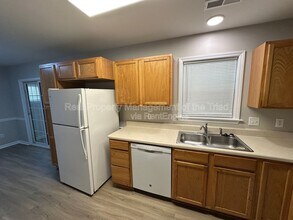 225 Braeburn Dr in Winston-Salem, NC - Building Photo - Building Photo