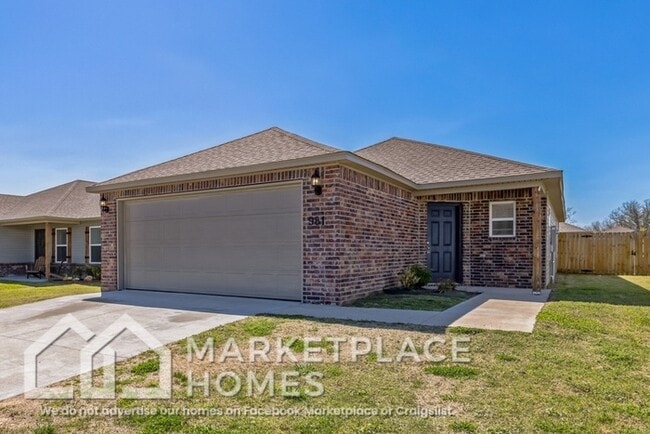 981 E Starling St in Fayetteville, AR - Building Photo - Building Photo