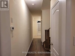 7916 Odell Crescent in Niagara Falls, ON - Building Photo - Building Photo