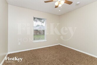 205 Tiffany Ct in Kissimmee, FL - Building Photo - Building Photo