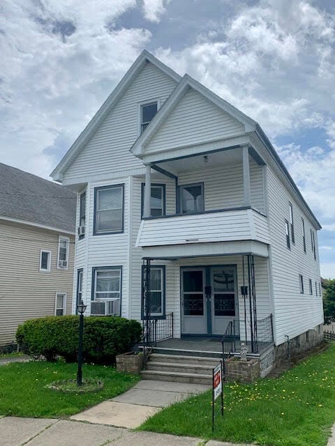 16 McClellan Ave, Unit 1st Floor