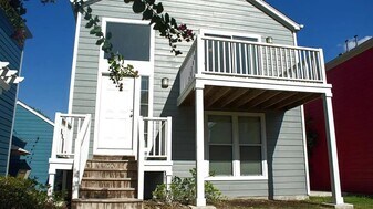 306 Trestle Tree in San Marcos, TX - Building Photo