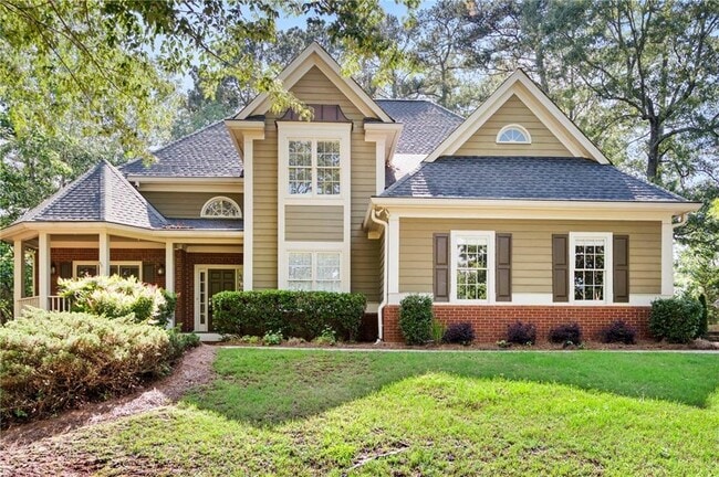 property at 4711 Oakleigh Manor Dr