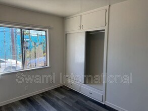 1102 1/2 W 92nd St in Los Angeles, CA - Building Photo - Building Photo