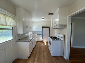 4526 Calhoun Ave in Los Angeles, CA - Building Photo - Building Photo