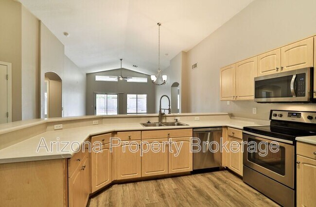 451 E Appaloosa Rd in Gilbert, AZ - Building Photo - Building Photo