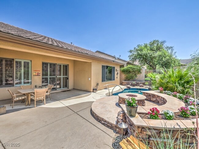25 Gladewater Dr in Henderson, NV - Building Photo - Building Photo
