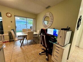 200 SW 11th St in Hallandale Beach, FL - Building Photo - Building Photo