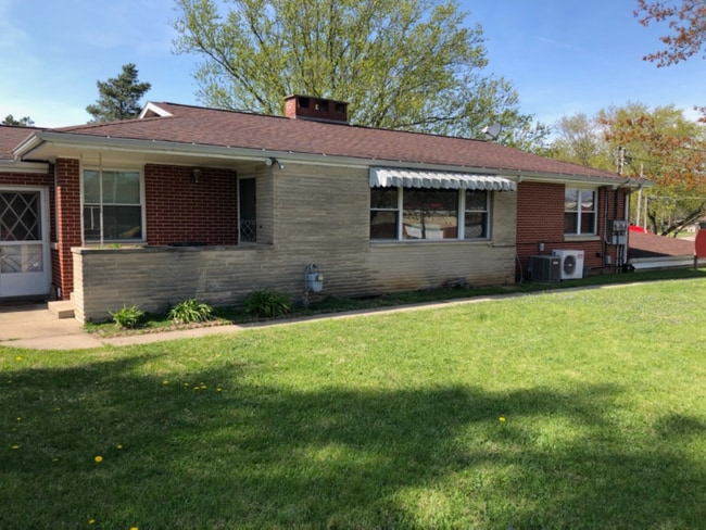 1 Shalimar Dr in Mount Vernon, OH - Building Photo - Building Photo