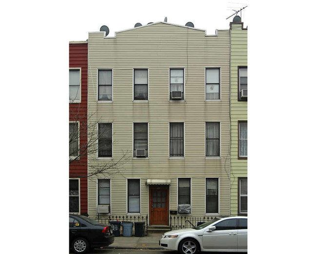 90 Eagle St in Brooklyn, NY - Building Photo - Building Photo