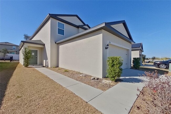 30161 Fedora Cir in Brooksville, FL - Building Photo - Building Photo