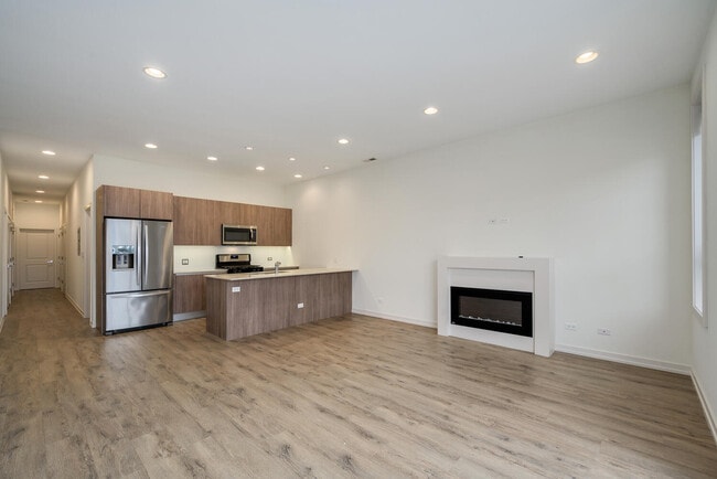 4119 N Narragansett Ave in Chicago, IL - Building Photo - Building Photo