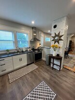 448 Crescent Ave, Unit Lower in Buffalo, NY - Building Photo