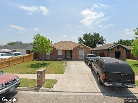 2928 McCormack Dr in Edinburg, TX - Building Photo