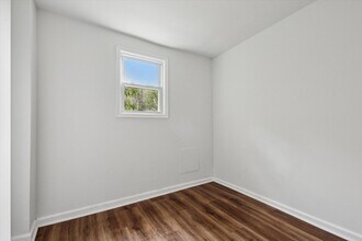 4952 Wakefield St in Philadelphia, PA - Building Photo - Building Photo