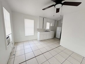 700 N Leech St in Hobbs, NM - Building Photo - Building Photo