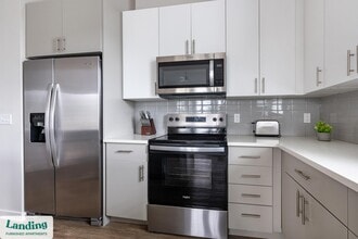 4902 Cosmos Cir in Wimauma, FL - Foto de edificio - Building Photo