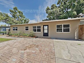 4915 Eldorado Dr in Tampa, FL - Building Photo - Building Photo