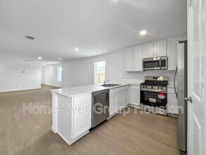 6022 Standpiper Lp in Baytown, TX - Building Photo - Building Photo