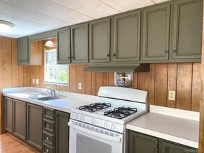 141 Gale Rd in Mongaup Valley, NY - Building Photo - Building Photo