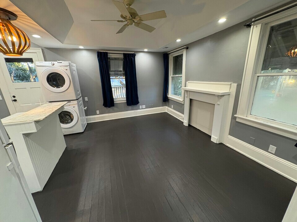 537 E 37th St in Savannah, GA - Building Photo